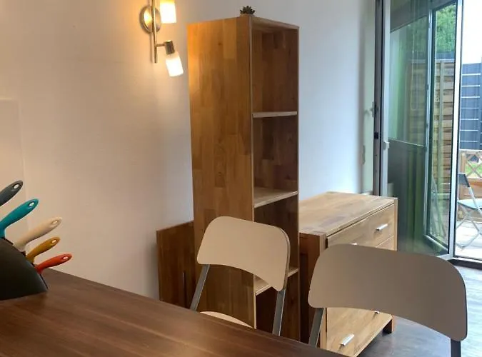 Luxurious , Next To University& Wifi, Free Parking, Bed&matress * Ρέγκενσμπουργκ